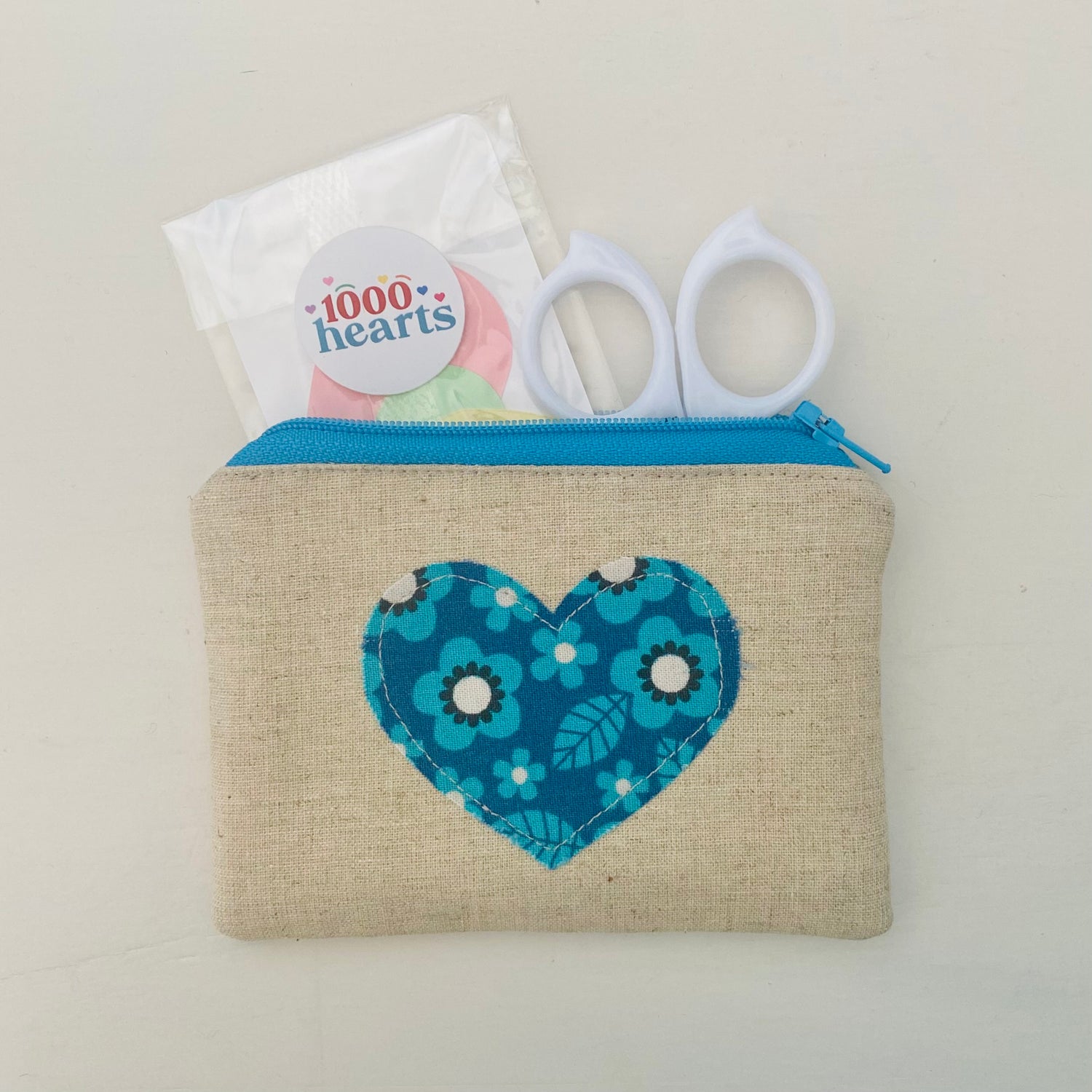 Zippy Mini Heart Pouch pack