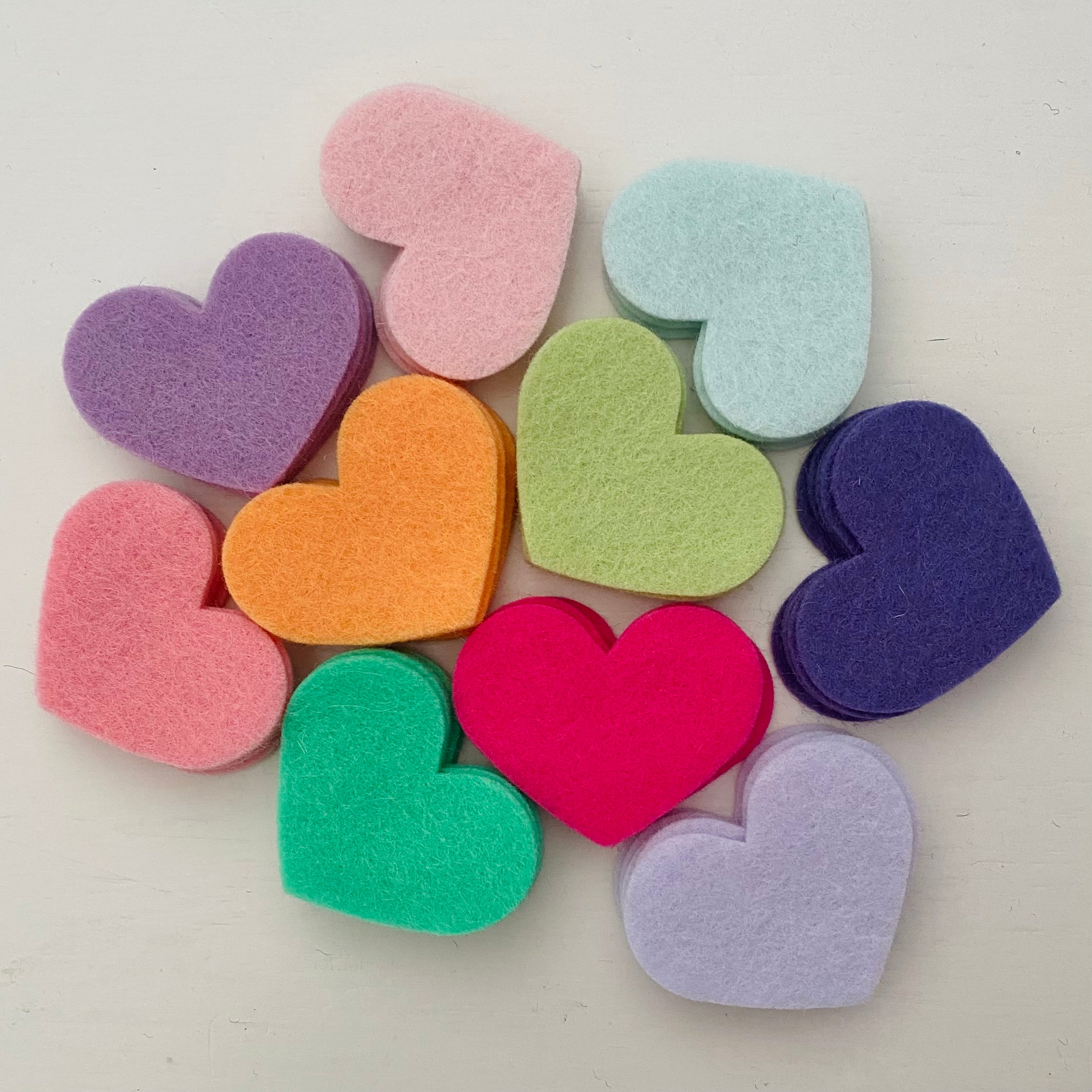 50 Pre-Cut Hearts - SPECIAL EDITION Colour Packs