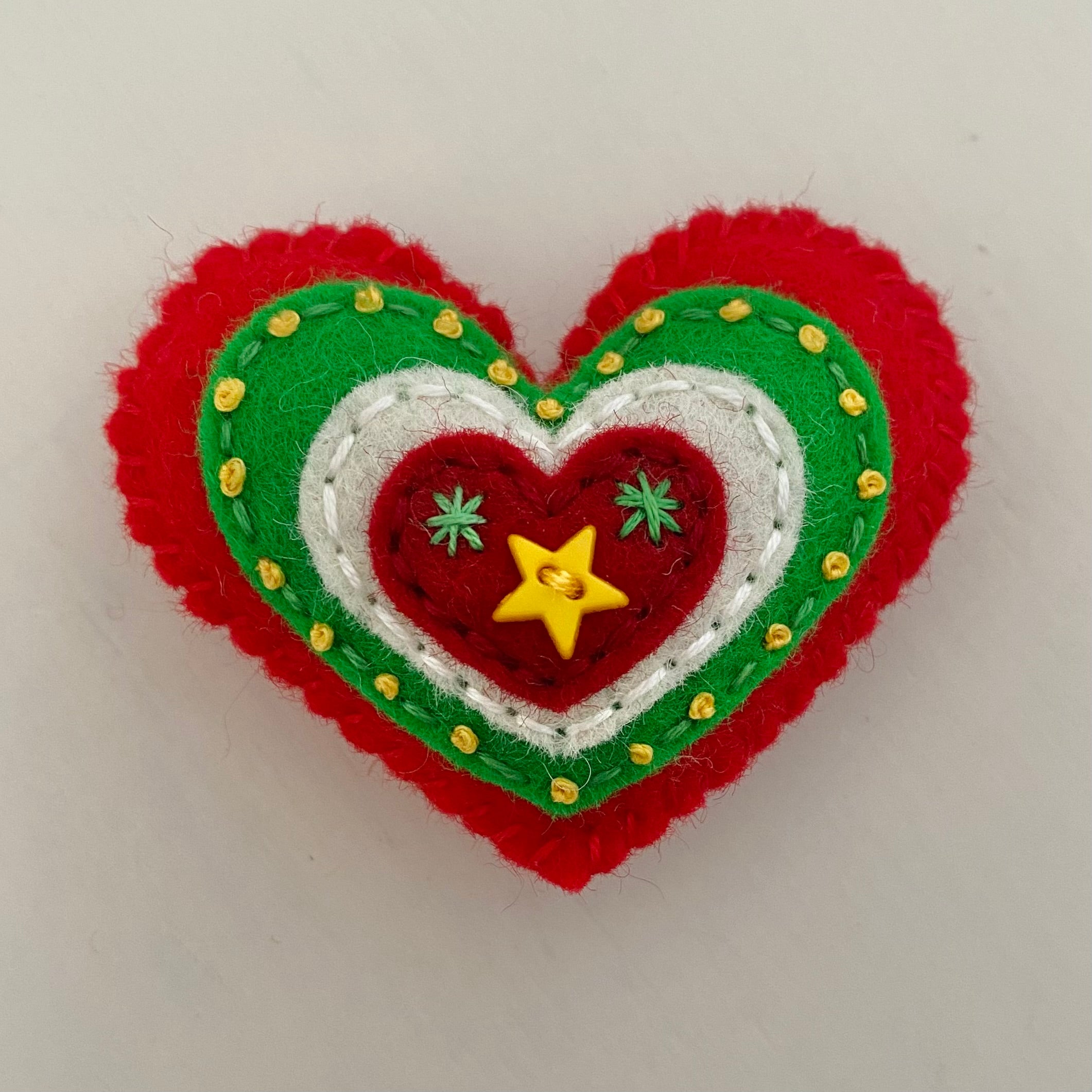 Christmas Embellished Heart (6cm)