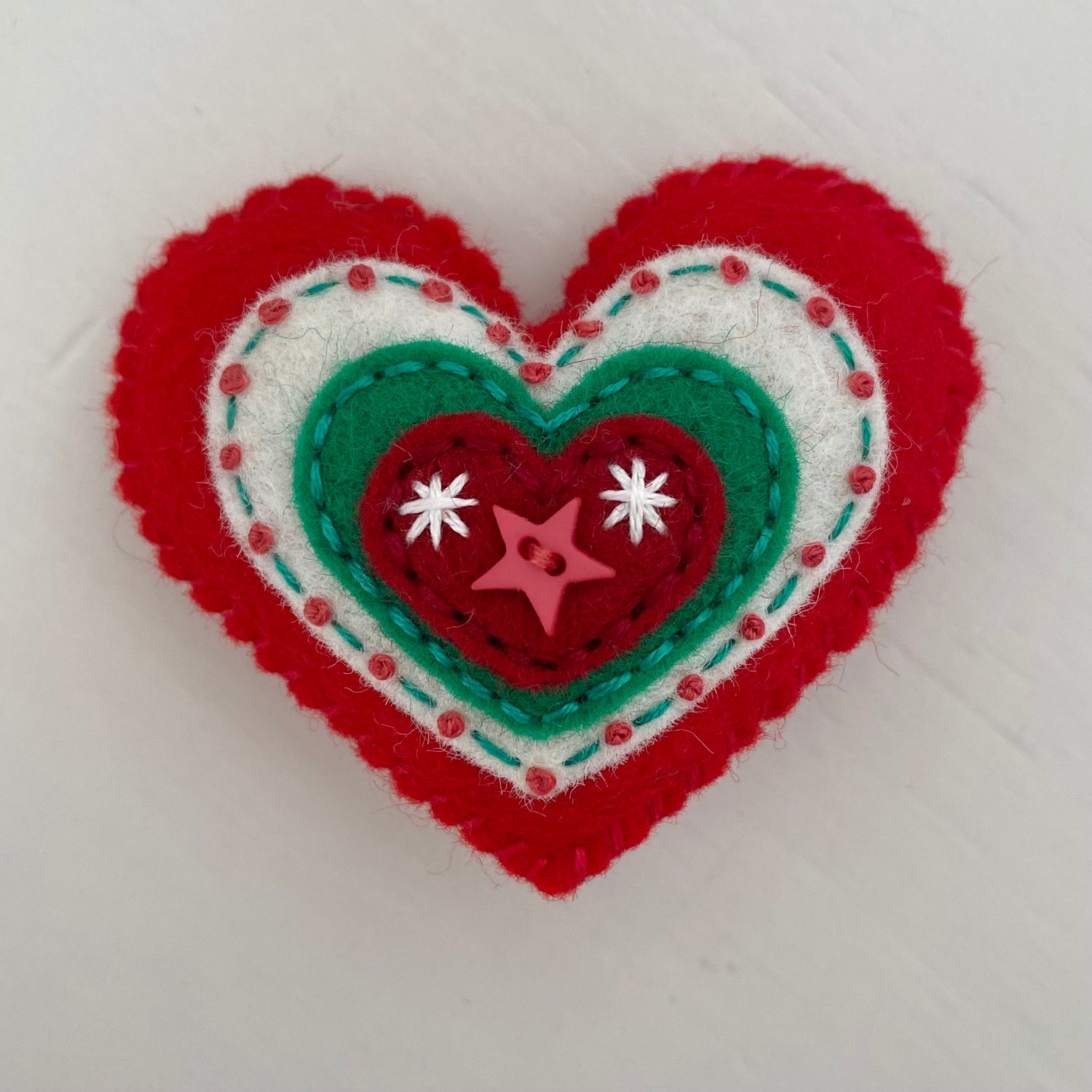 Christmas Embellished Heart (6cm)